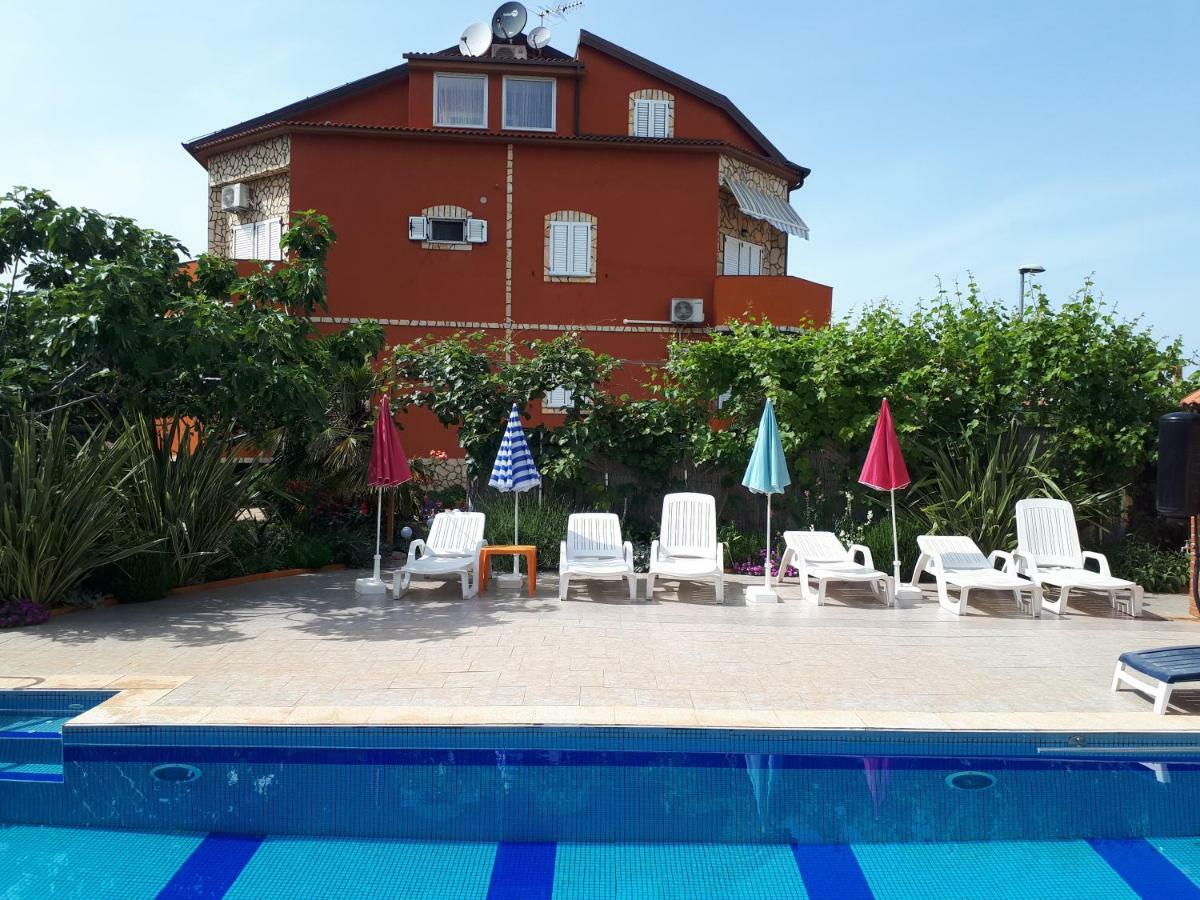 Apartments Dugonjic Umag Exterior foto